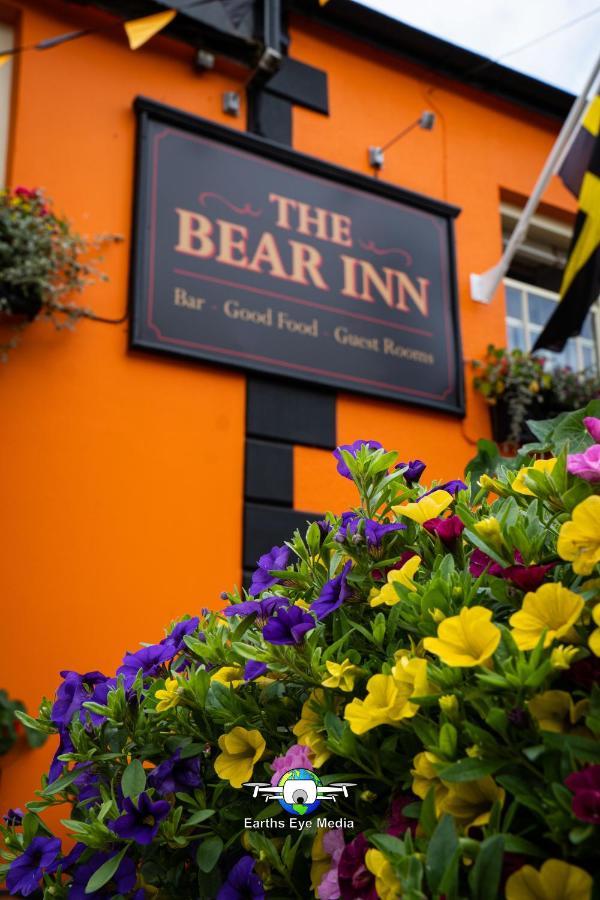 The Bear Inn แลนโดเวรี ภายนอก รูปภาพ